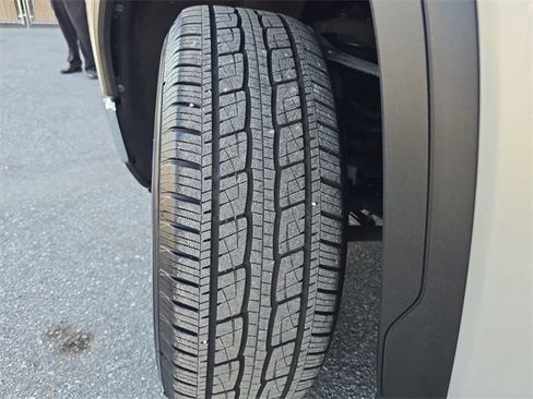 Used 2021 GMC Sierra 1500 SLT w/ SLT Premium Package image 30