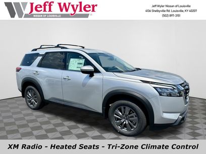 New 2025 Nissan Pathfinder SV w/ SV Premium Package