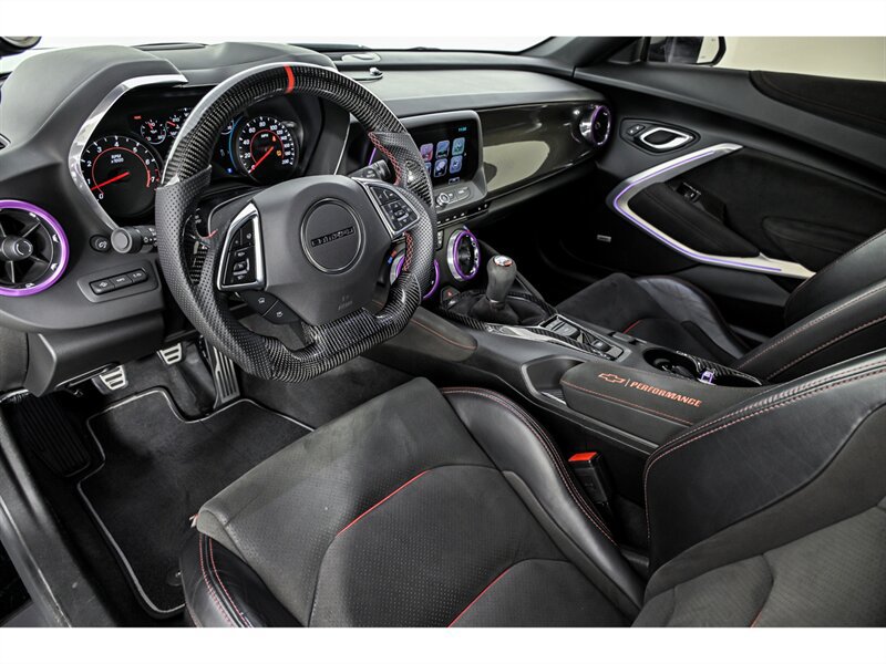 Used 2018 Chevrolet Camaro ZL1 RWD image 15
