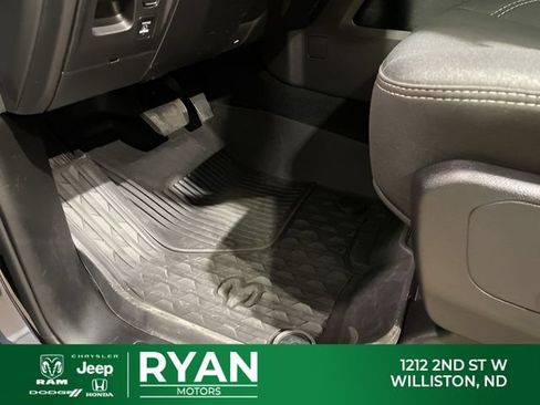 Used 2025 RAM 1500 Big Horn AWD/4WD image 14