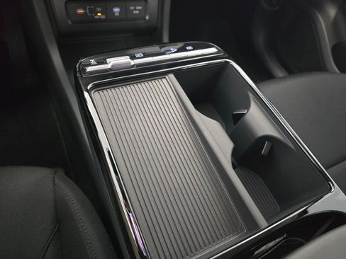 New 2026 Hyundai Tucson Blue SE w/ Tow & Go Package image 32