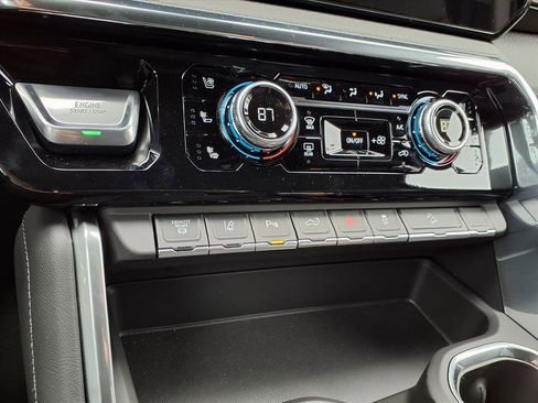 New 2026 GMC Sierra 2500 Denali w/ Denali Reserve Package image 6