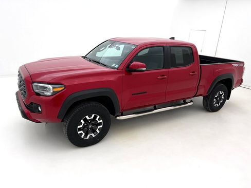 Used 2023 Toyota Tacoma TRD Off-Road image 5