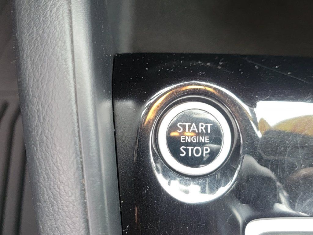 Used 2020 Nissan Kicks S FWD image 28