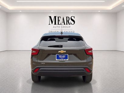 Used 2024 Chevrolet Trax LS