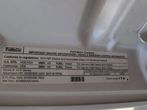 Used 2014 Ford F550 4x4 Crew Cab Super Duty image 32