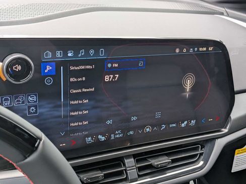 New 2026 Chevrolet Equinox EV RS image 30