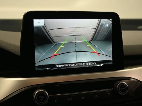 Used 2020 Ford Escape SE FWD image 16