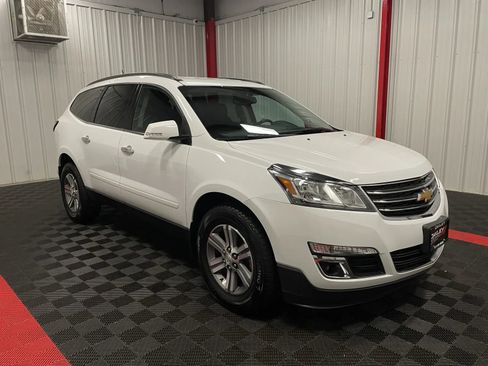 Used 2017 Chevrolet Traverse LT image 5