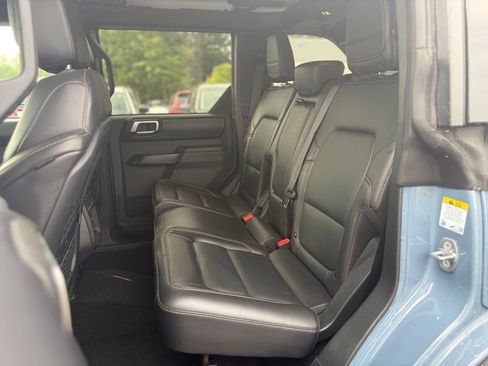 Used 2025 Ford Bronco Badlands AWD/4WD image 10