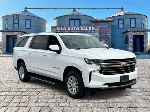 Used 2021 Chevrolet Suburban LT RWD image 7