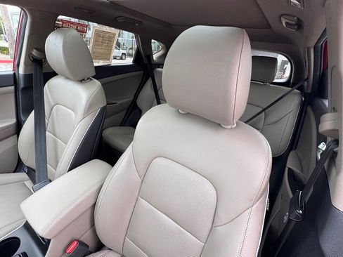 Used 2021 Hyundai Tucson Ultimate w/ Cargo Package image 12