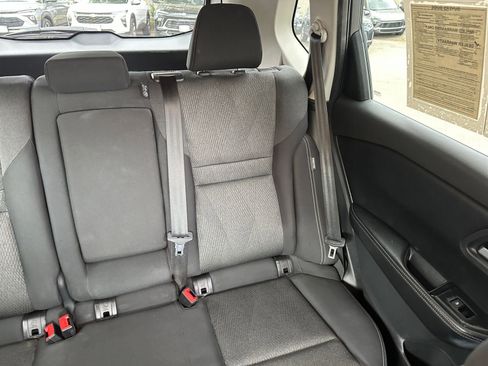 Used 2025 Nissan Rogue SV AWD/4WD image 39