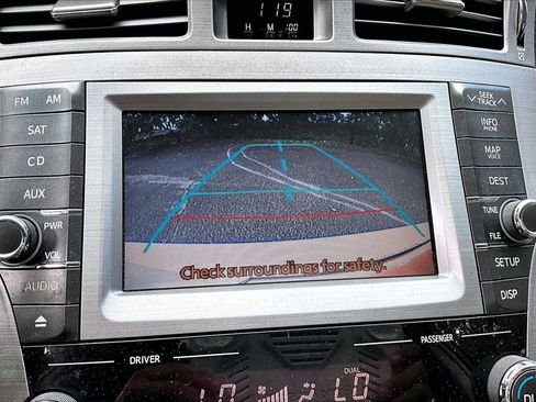Used 2012 Toyota Avalon Limited FWD image 13