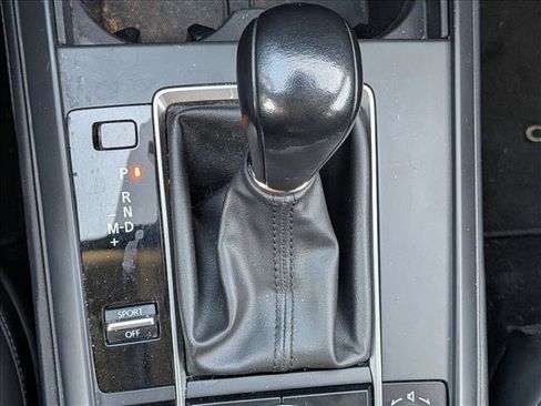 Used 2020 Toyota Corolla LE image 12