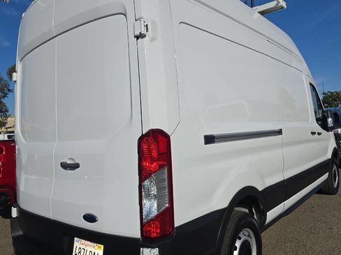 Used 2023 Ford Transit 250 148 High Roof image 2