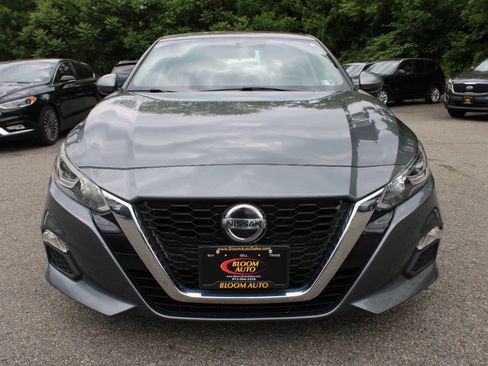 Used 2019 Nissan Altima 2.5 S FWD image 3