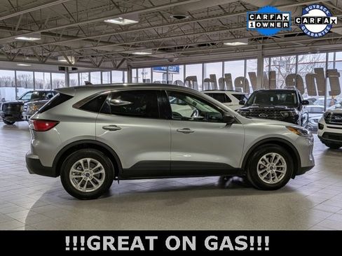 Used 2022 Ford Escape SE w/ Convenience Package image 9