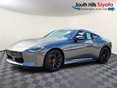 Used 2025 Nissan Z Performance w/ Floor Mat Package RWD image 3
