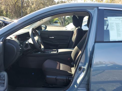 New 2026 Nissan Sentra SR image 10