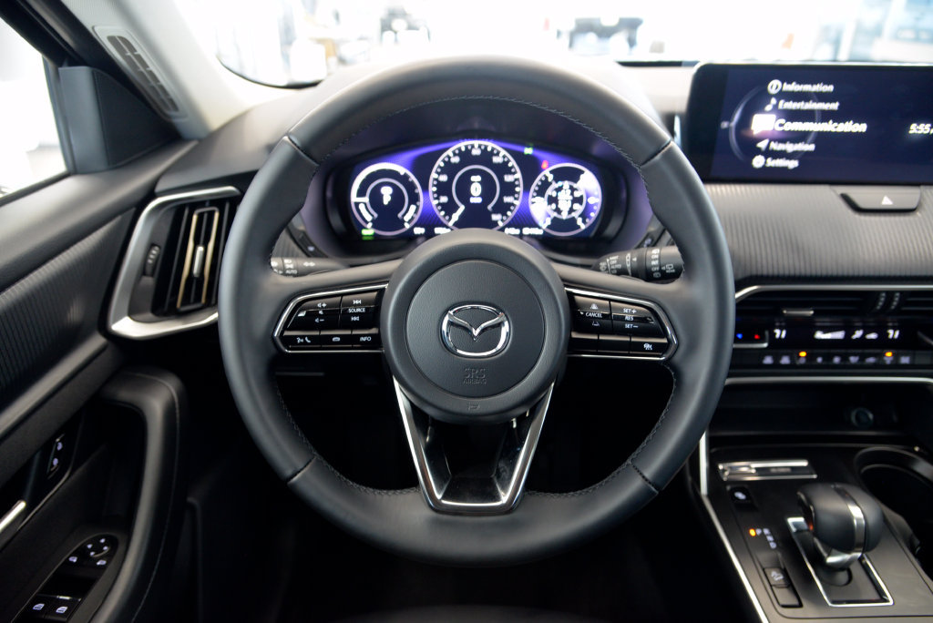 Certified 2026 MAZDA CX-70 SC AWD/4WD image 18