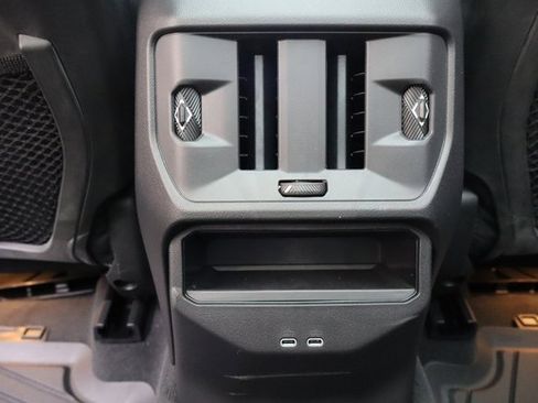 Used 2025 BMW X3 xDrive30i w/ Premium Package image 33