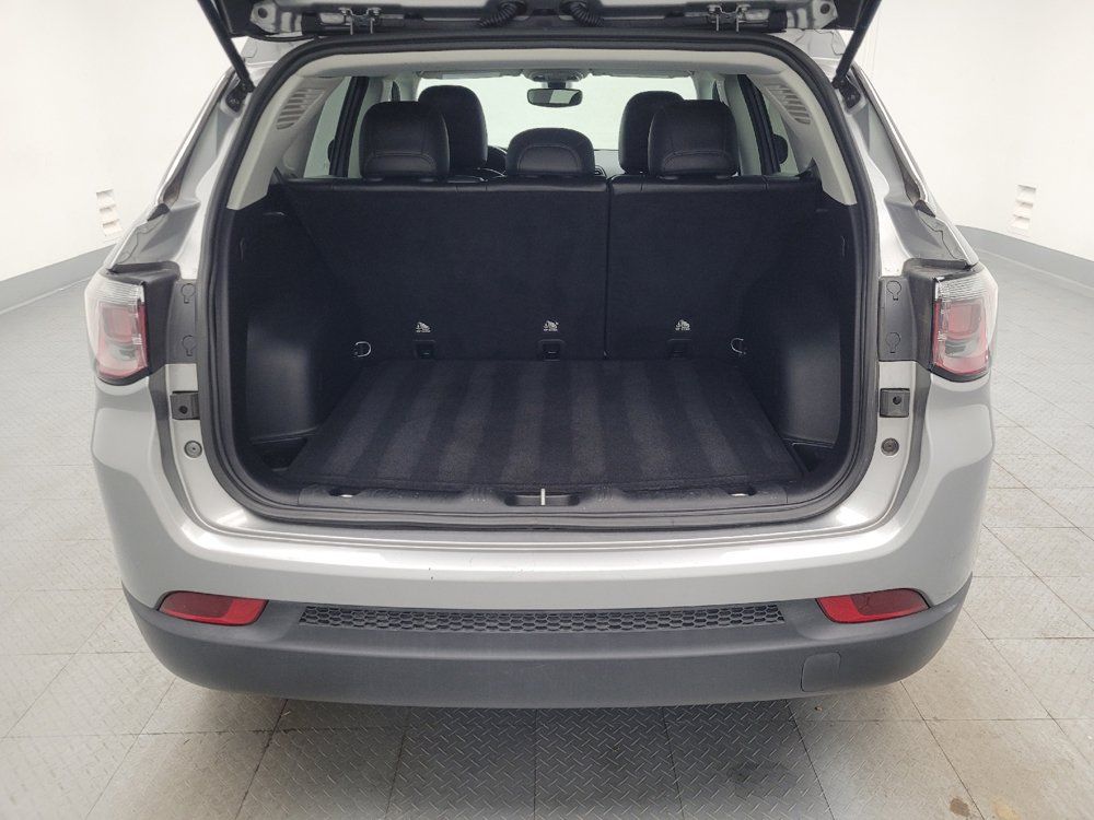 Used 2021 Jeep Compass Latitude w/ Convenience Group FWD image 29