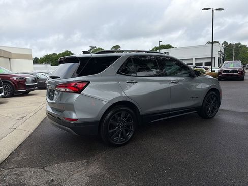 Used 2023 Chevrolet Equinox RS w/ RS Leather Package FWD image 11