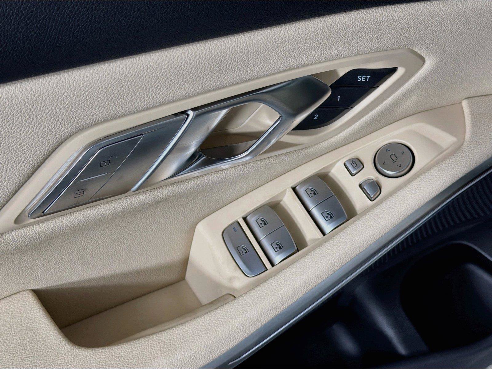 New 2026 BMW 330i Sedan w/ Premium Package RWD image 16