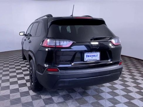 Used 2023 Jeep Cherokee Altitude Lux image 13