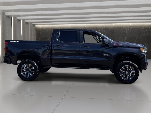 Used 2023 Chevrolet Silverado 1500 RST w/ Z71 Off-Road Package AWD/4WD image 7