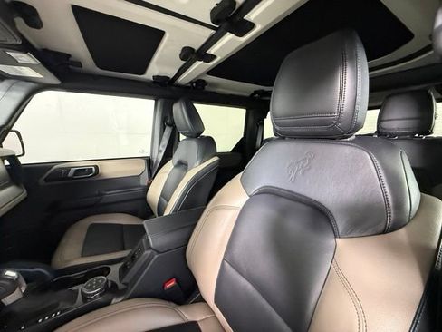Used 2024 Ford Bronco Wildtrak AWD/4WD image 14
