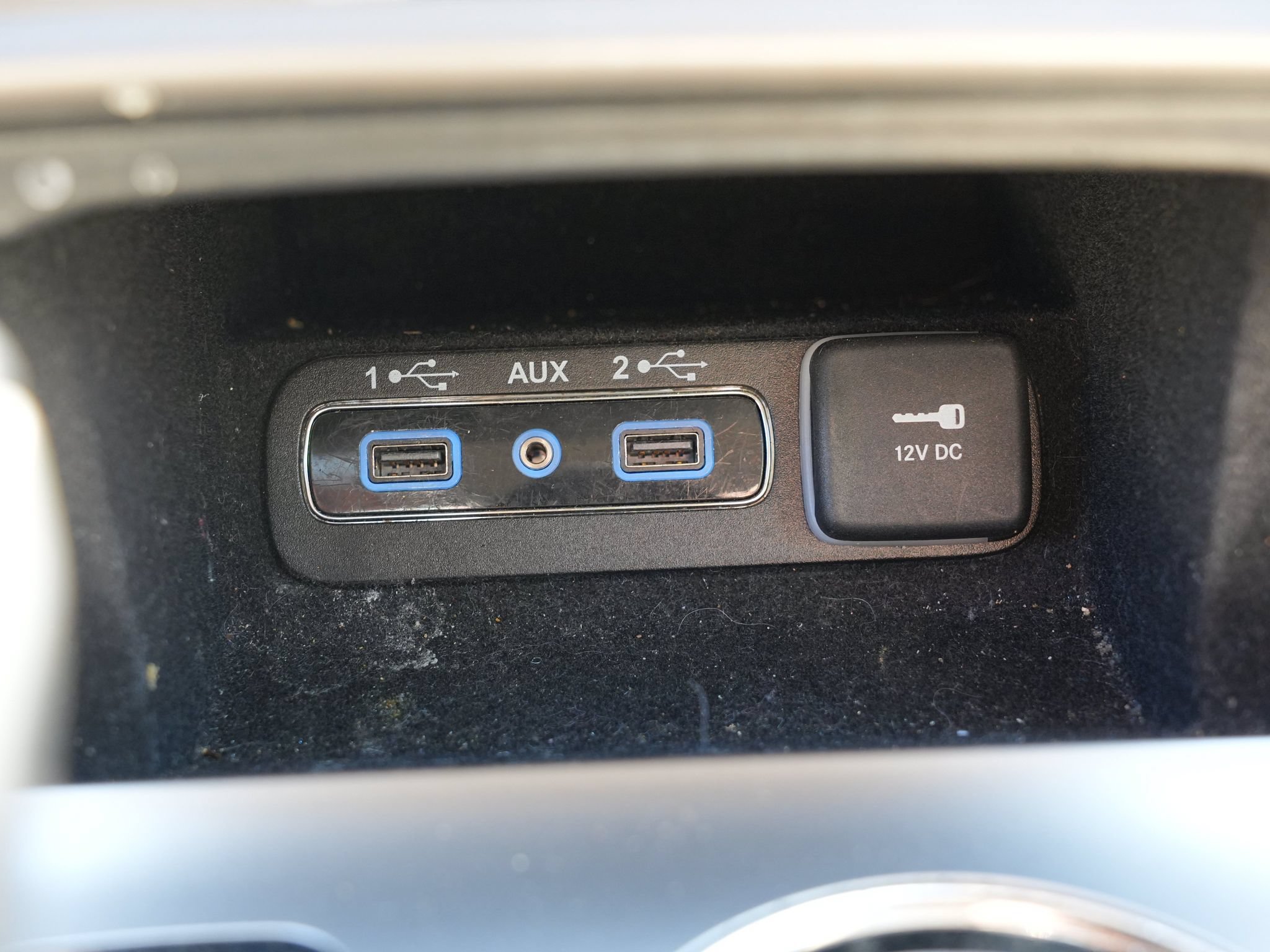 Used 2019 Jeep Grand Cherokee Laredo AWD/4WD image 29
