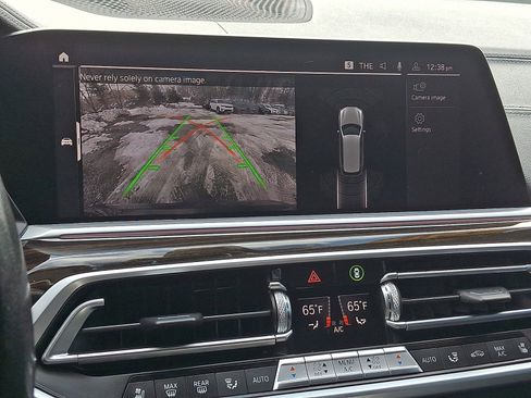 Used 2020 BMW X7 xDrive40i w/ Luxury Seating Package image 21