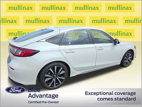 Used 2023 Honda Civic EX-L image 3
