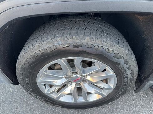 Used 2019 GMC Sierra 1500 SLT w/ SLT Premium Plus Package AWD/4WD image 7