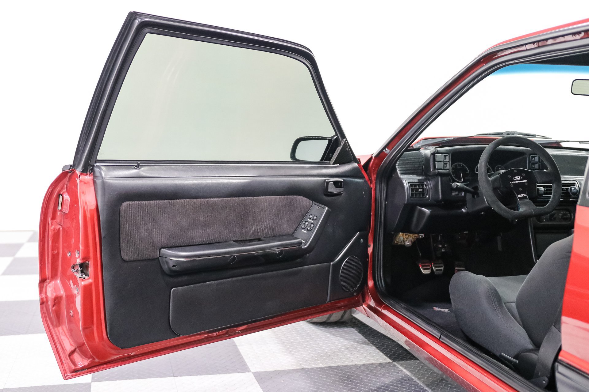 Used 1990 Ford Mustang LX RWD image 9