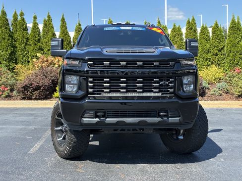Used 2020 Chevrolet Silverado 2500 Custom w/ Custom Value Package AWD/4WD image 5