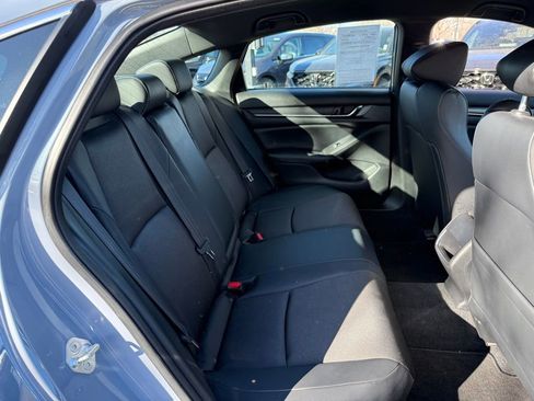 Used 2022 Honda Accord Sport image 17
