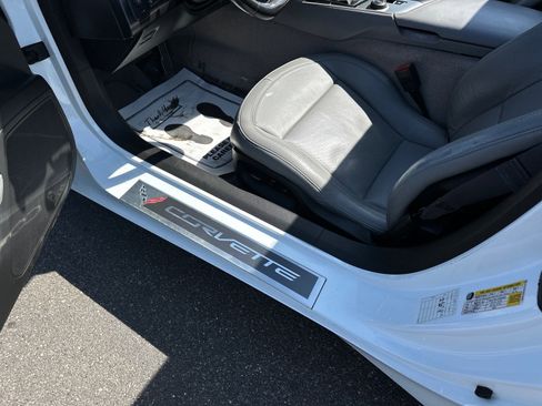 Used 2017 Chevrolet Corvette Stingray Coupe w/ 3LT Preferred Equipment Group image 17