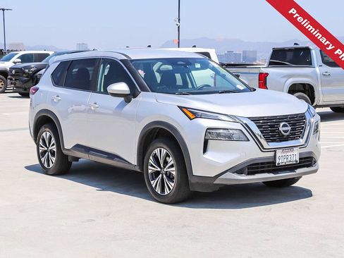 Used 2023 Nissan Rogue SV AWD/4WD image 3