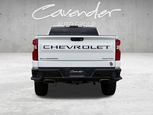 Used 2021 Chevrolet Silverado 1500 Custom Trail Boss AWD/4WD image 15