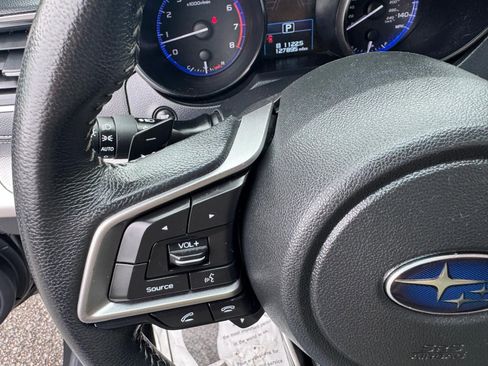 Used 2019 Subaru Outback 2.5i Premium AWD/4WD image 20