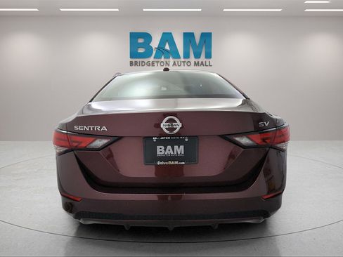 Used 2022 Nissan Sentra SV image 6