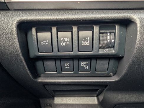 Used 2024 Subaru Forester Premium AWD/4WD image 34