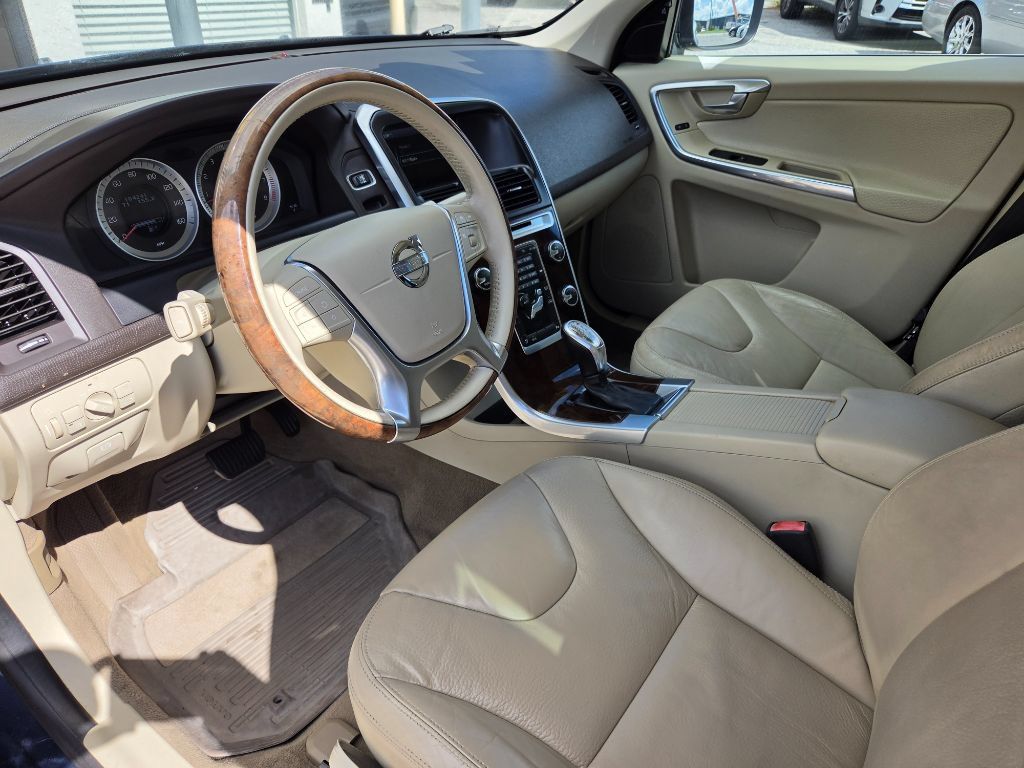 Used 2013 Volvo XC60 T6 AWD/4WD image 19