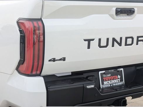 Used 2024 Toyota Tundra Limited image 9