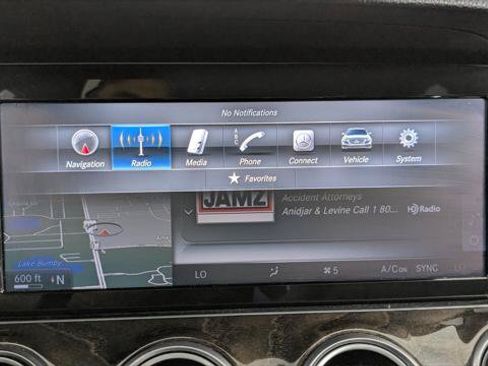 Used 2017 Mercedes-Benz E 300 4MATIC image 30