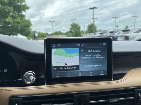 Used 2022 Lincoln Corsair Reserve w/ Elements Package FWD image 15