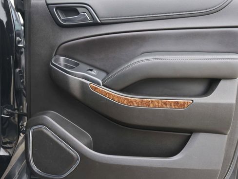 Used 2018 Chevrolet Suburban Premier w/ Max Trailering Package image 29